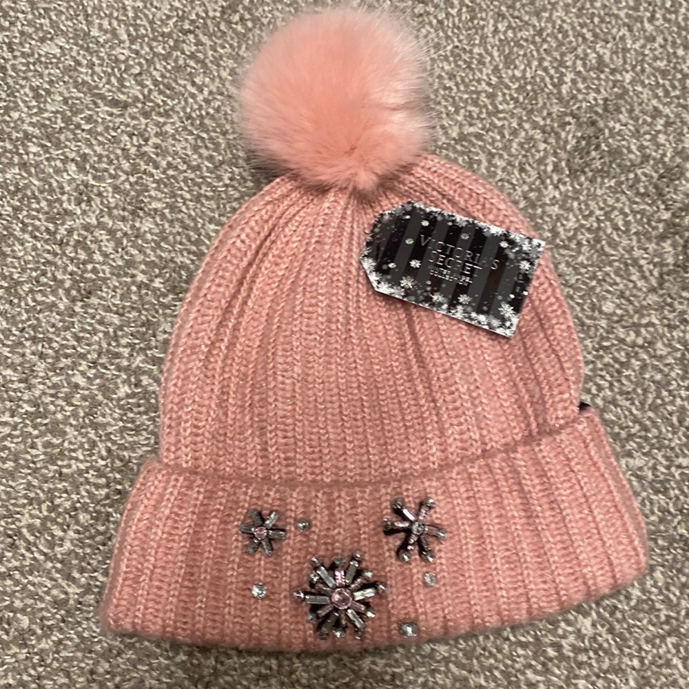 Victoria Secret beanie NWT